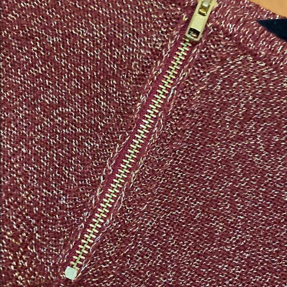 Bisou Bisou | NWOT Metallic Gold Maroon Woven Knit Sweater Zipper Details Disco - Picture 3 of 9